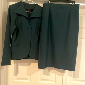 Stop Staring 2 piece (Skirt and Peplum Jacket).  Size extra lg/12.